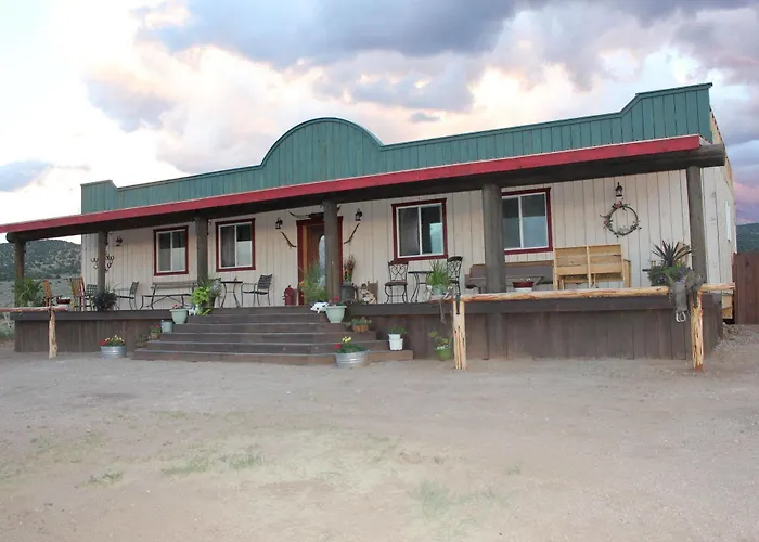 Grand Canyon Ranch & Outfitters *
